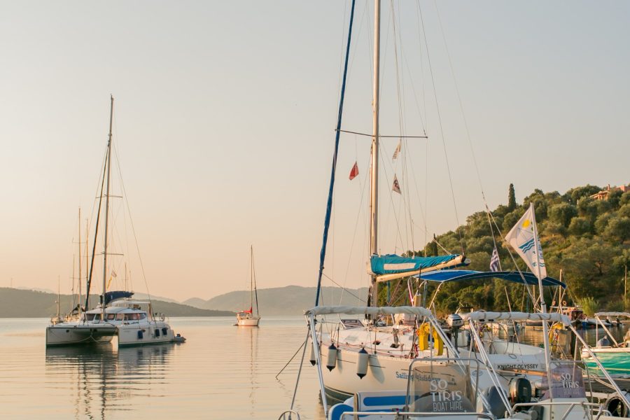 Sunset Boat Tour with Tea and Snacks